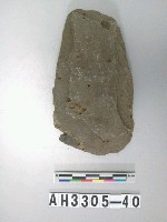 藏品(中型舌刃打製石斧)的圖片
